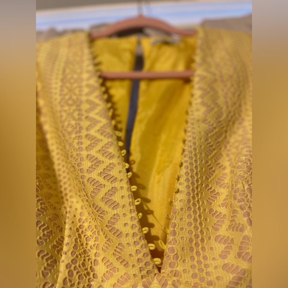 Brand: Charlotte Russe 
Size: L, PTP- 17”, Length- 33”, Waist- 15”
Color: Yellow - Picture 2 of 4